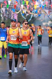 BIB: 48543, 47086
                            <button type="button" onclick="openModal(9918142)" class="btn btn-primary btn-sm float-right btn-popup" data-toggle="modal" data-target=".modal-high-quality">
                        <i class="fas fa-shopping-cart"></i> Add to Cart
                    </button>
                                            <button type="button" onclick="isThisMe(9918142, true)" class="btn btn-success btn-sm float-right btn-popup btn-isme hidden" data-toggle="tooltip" data-placement="bottom" title="นี่คือรูปของคุณใช่ไหม คลิกที่นี่เพื่อเอาเข้าอัลบั้ม">
                        <i class="fas fa-plus"></i> Add to album
                    </button>
                    <button type="button" onclick="isThisMe(9918142, false)" class="btn btn-warning btn-sm float-right btn-popup btn-isnotme hidden">
                        <i class="fas fa-ban"></i> Remove from album
                    </button>